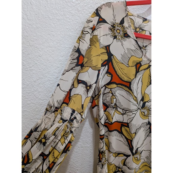 Cabi Blouse Long Sleeve S Floral V Neck Lightweight Yellow White Smocked Sleeve - Picture 2 of 10